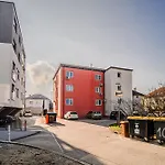 Two Bedroom Jose With Private Parking Lägenhet