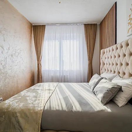 Two Bedroom Jose With Private Parking Lubiana