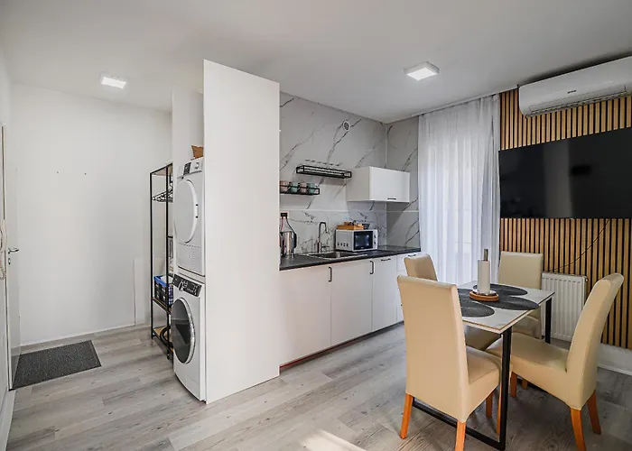 Two Bedroom Jose With Private Parking