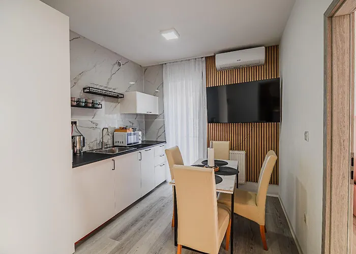 Two Bedroom Jose With Private Parking * 류블랴나
